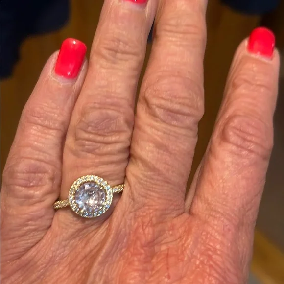 Beautiful Sparkly 14K Gold Plated Halo Ring - Picture 3 of 9